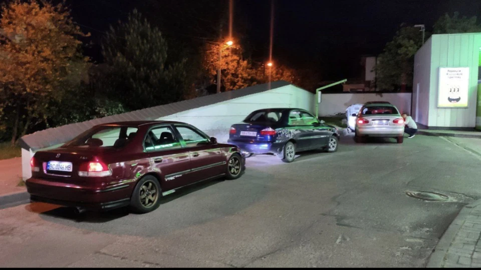 Honda Civic Іскра B16A2 3