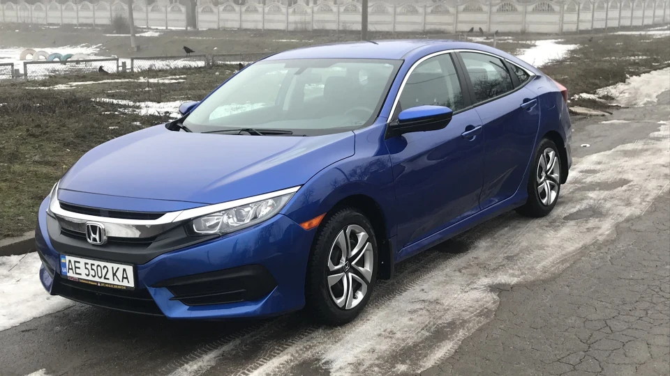 Honda Civic Космоліт