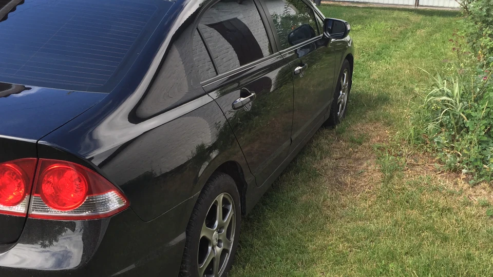 Honda Civic Only black 2