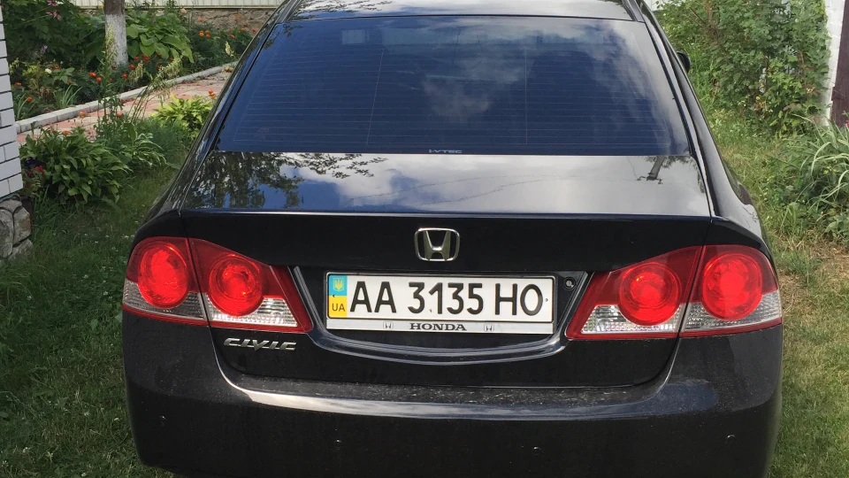 Honda Civic Only black 3