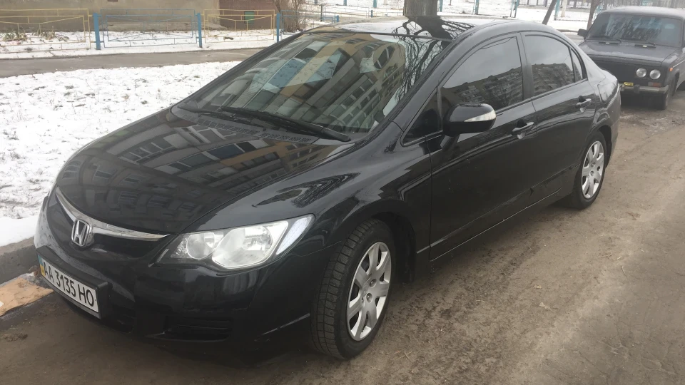 Honda Civic Only black 4