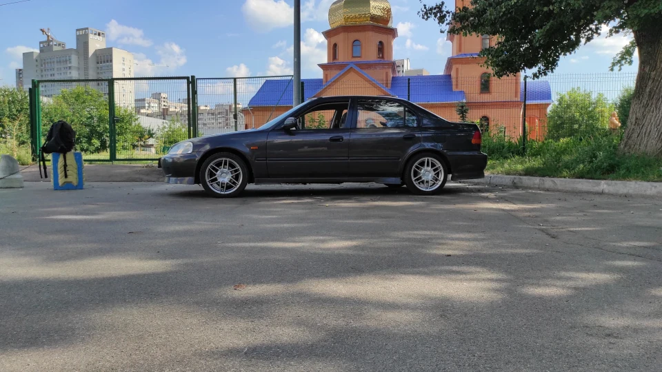 Honda Civic РаКету) 2