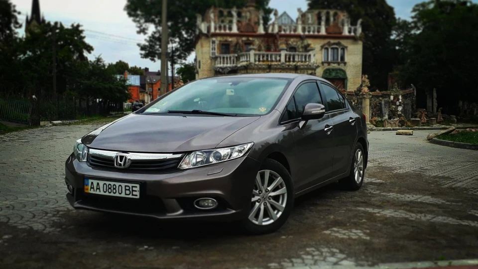 Honda Civic <<Urban Titanium>> 3