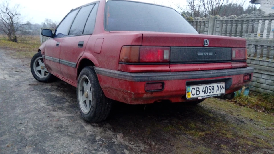 Honda Civic Воскреслий квадрат 5