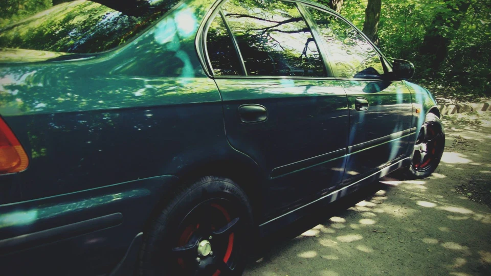 Honda Civic VTEC-E: D15Z6 3