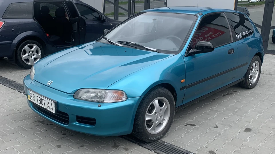 Honda Civic Зелений колір, 1.5 d15b2