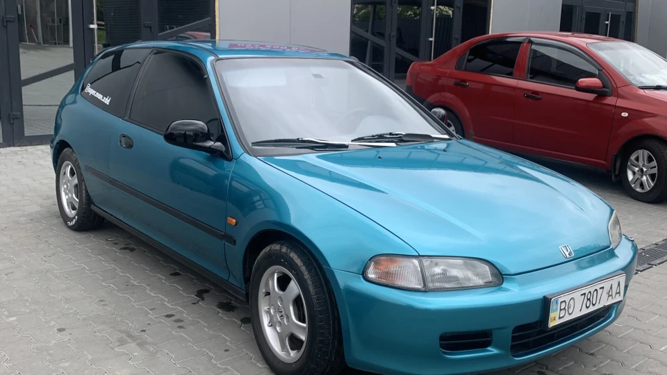 Honda Civic Зелений колір, 1.5 d15b2 5