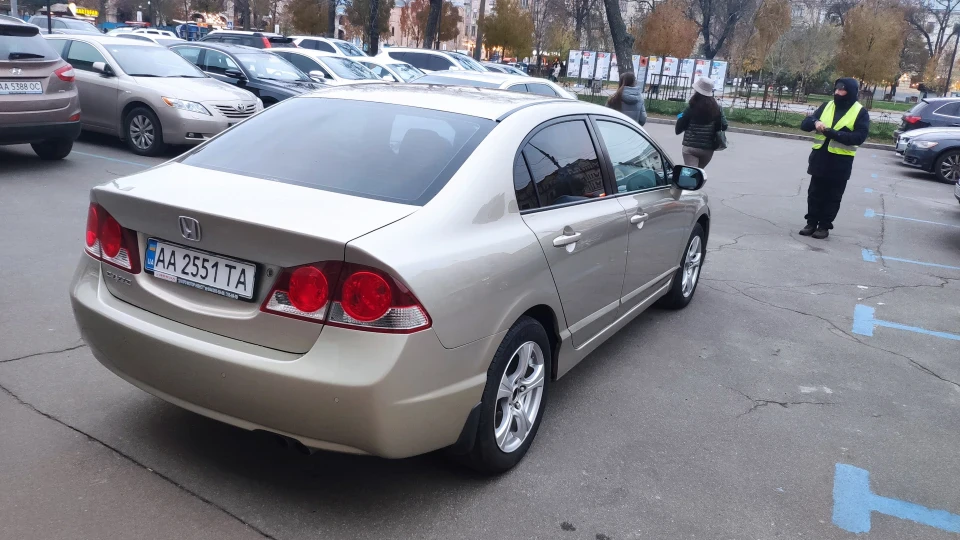 Honda Civic Золотий дракон 4