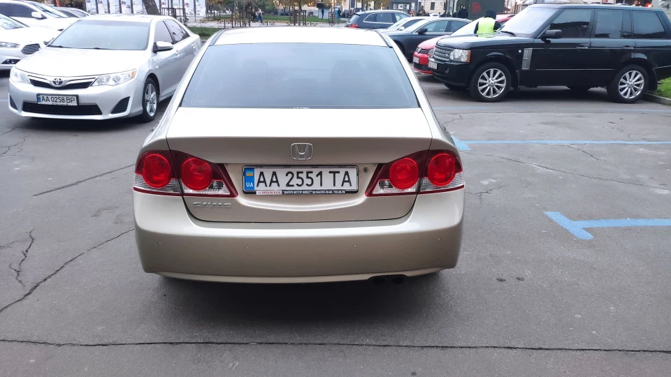 Honda Civic Золотий дракон 5