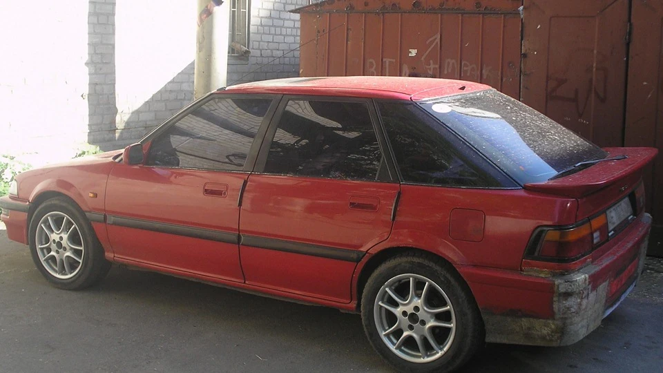 Honda Concerto червона 1.6 16 2х розбрат 2
