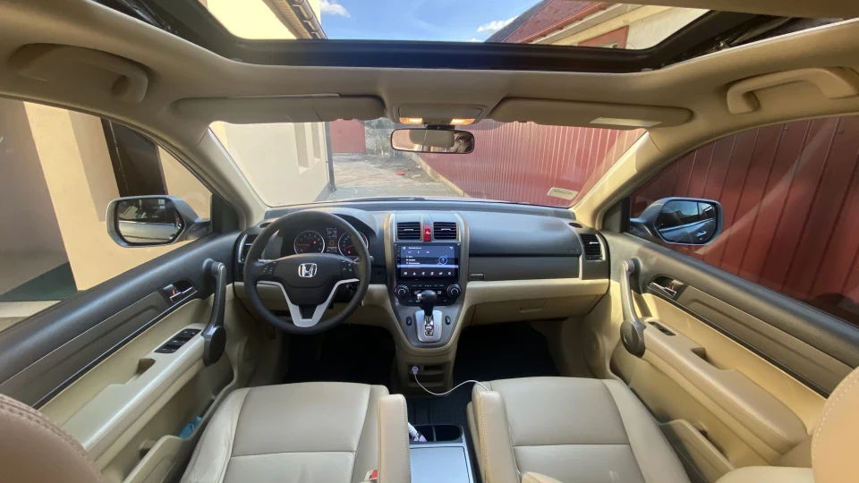 Honda CR-V 🇦🇪 Abu Dabi 2
