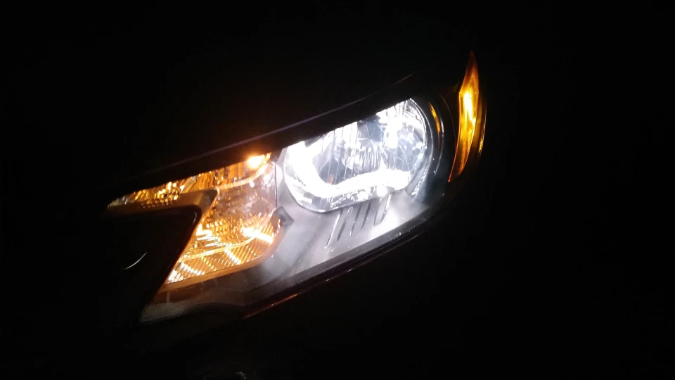 Honda CR-V вишневий сервантик