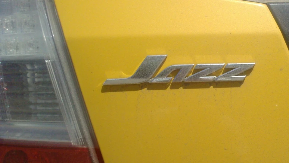 Honda Jazz Охра золота 2
