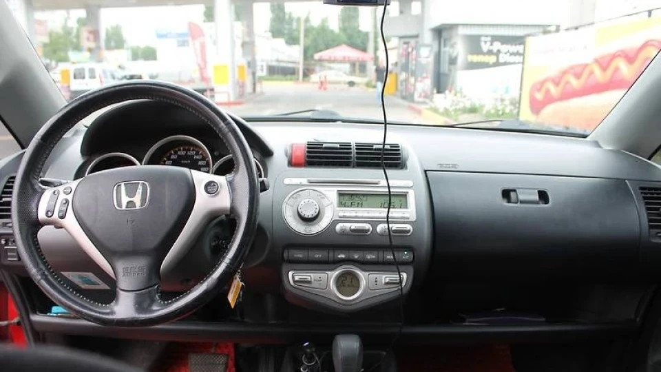 Honda Jazz Red Dragon 5