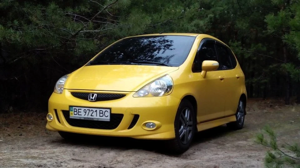 Honda Jazz жужик мчить!