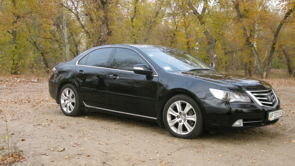 Honda Legend 4