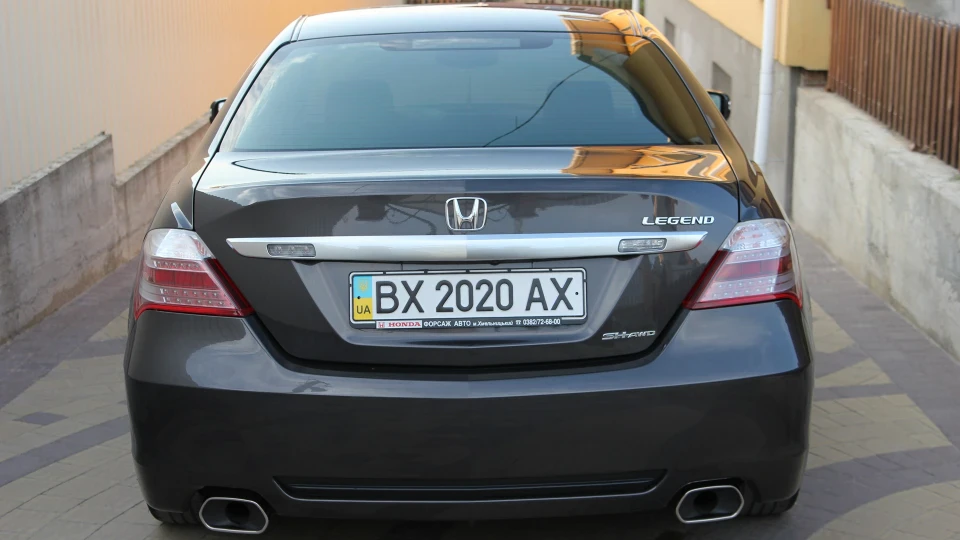 Honda Legend 3