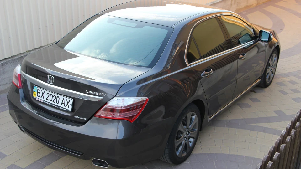 Honda Legend 5