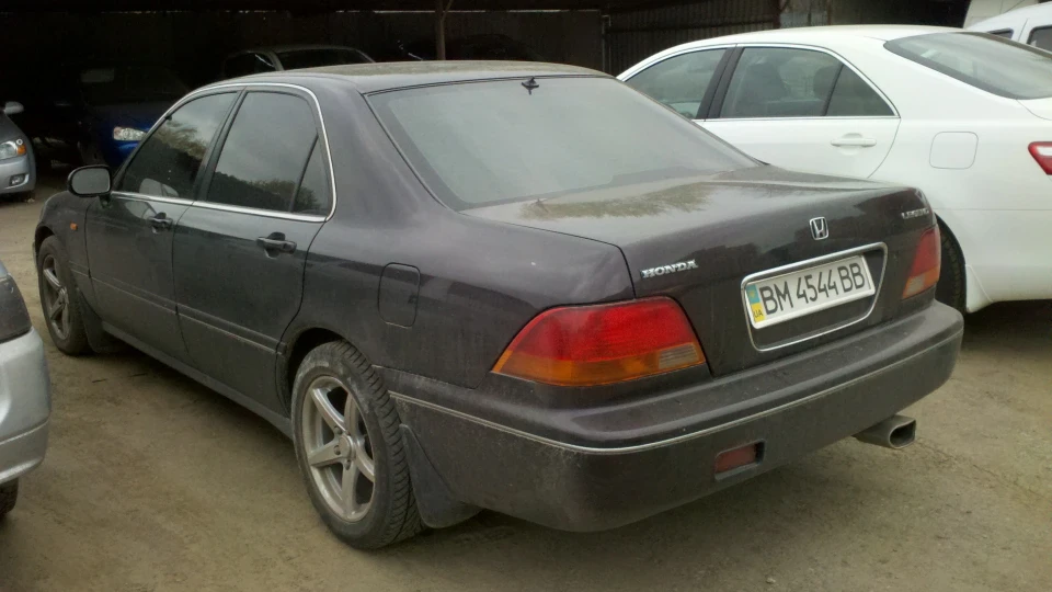 Honda Legend 3