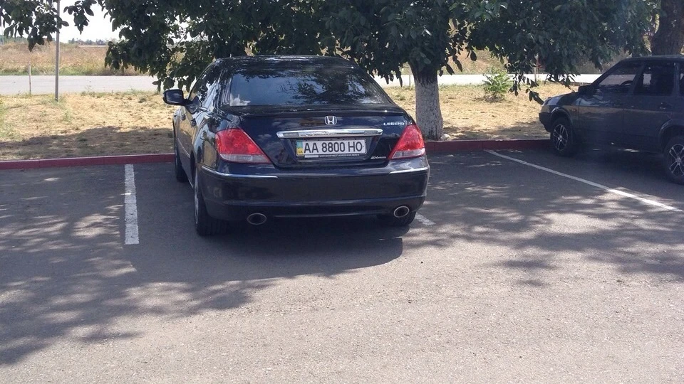 Honda Legend 3.5 V6 2