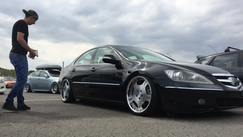 Honda Legend Dropped 4
