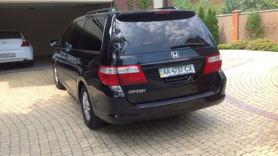 Honda Odyssey Чорна перлина 4