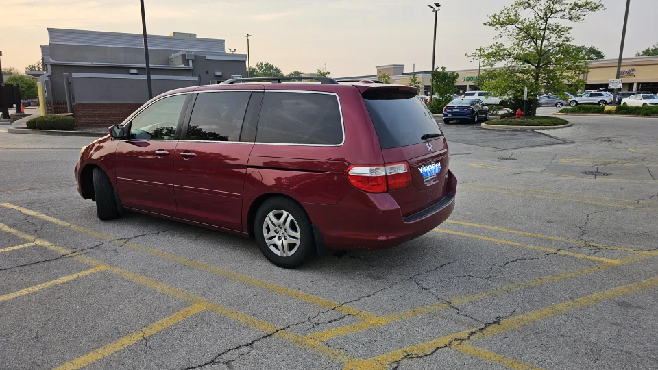 Honda Odyssey Сімейна маршрутка 4