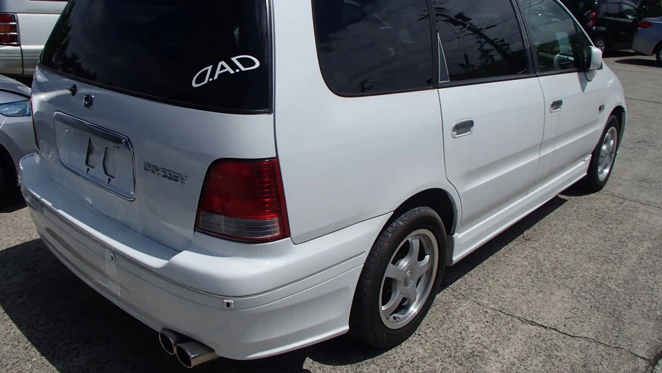 Honda Odyssey золотий перламутр