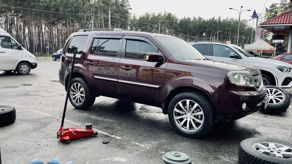 Honda Pilot Великий і величезний