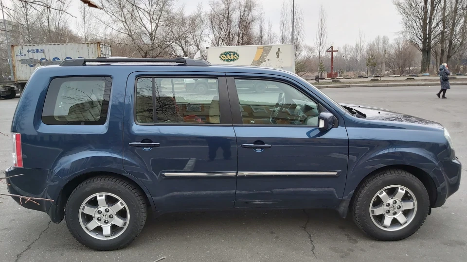 Honda Pilot Сімейний Шатл 3