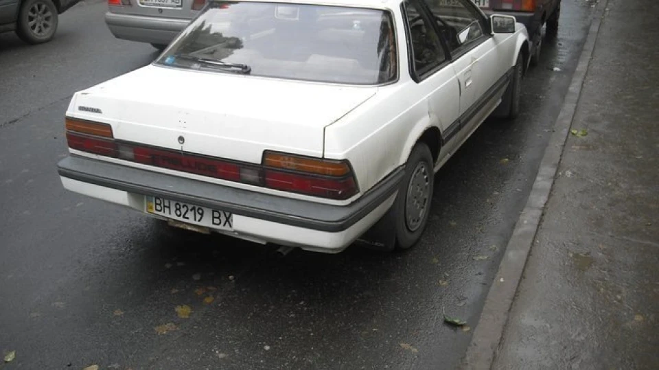 Honda Prelude 1.8 автомат (1)