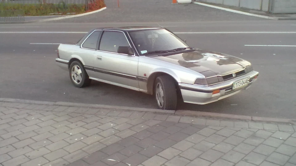 Honda Prelude Preel Ще може)