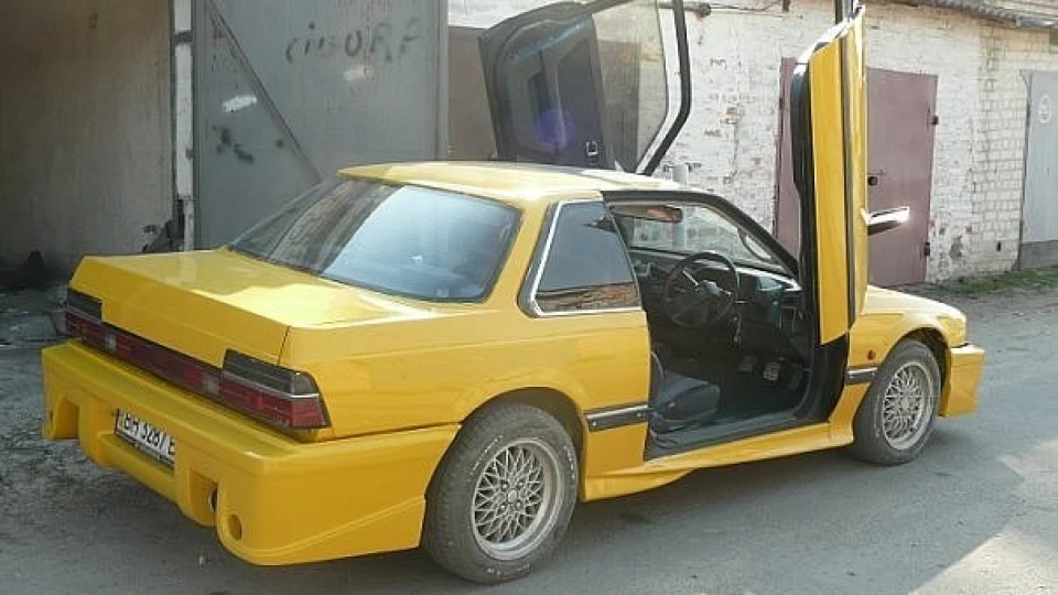 Honda Prelude **Yellooow ** 5
