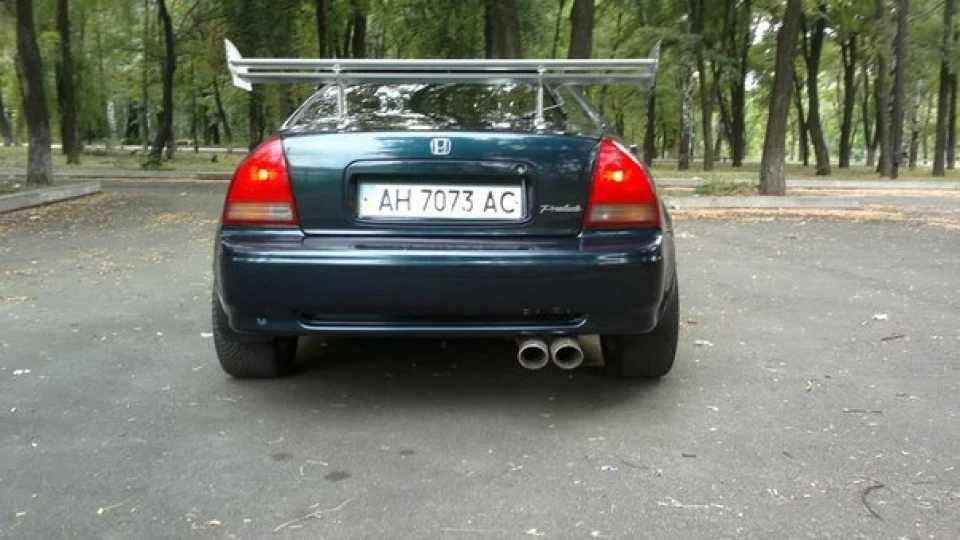 Honda Prelude зелений металік 2.0 4