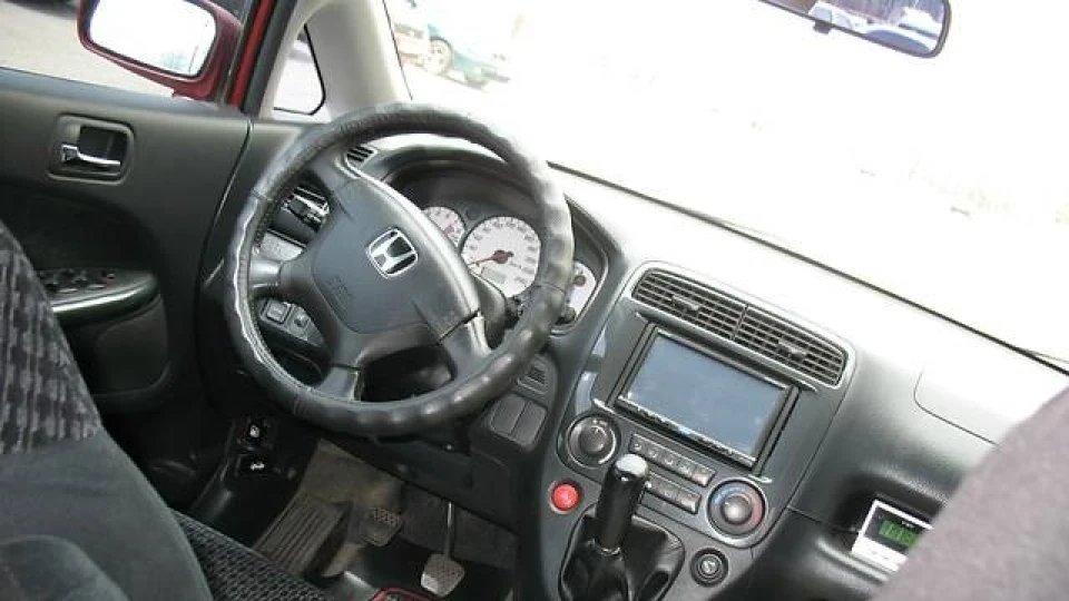 Honda Stream Малиновий Дельфін! 2