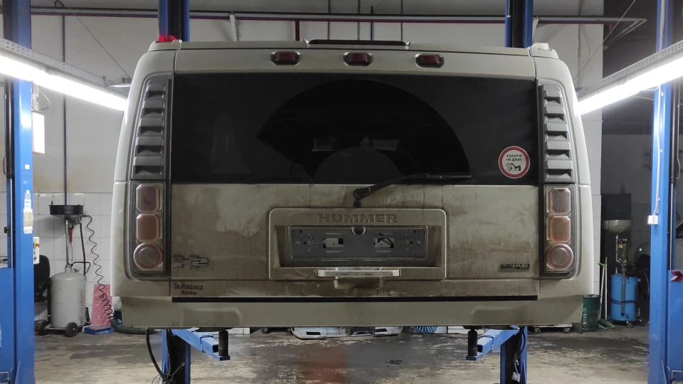 Hummer H2 Білий