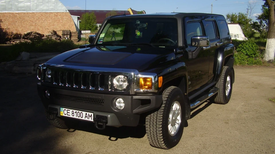 Hummer H3 4