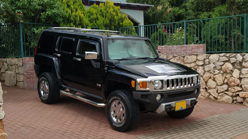 Hummer H3 Peacemonger 4