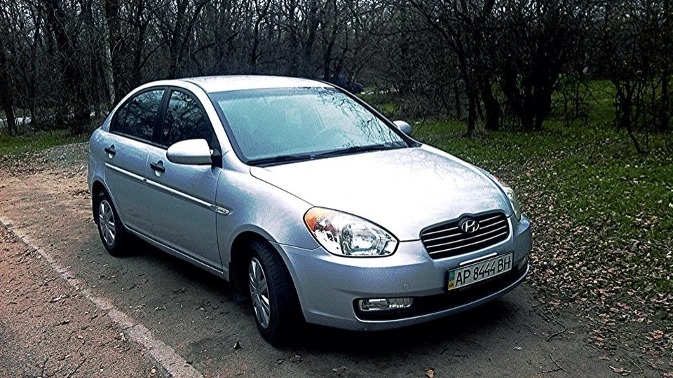 Hyundai Accent 2