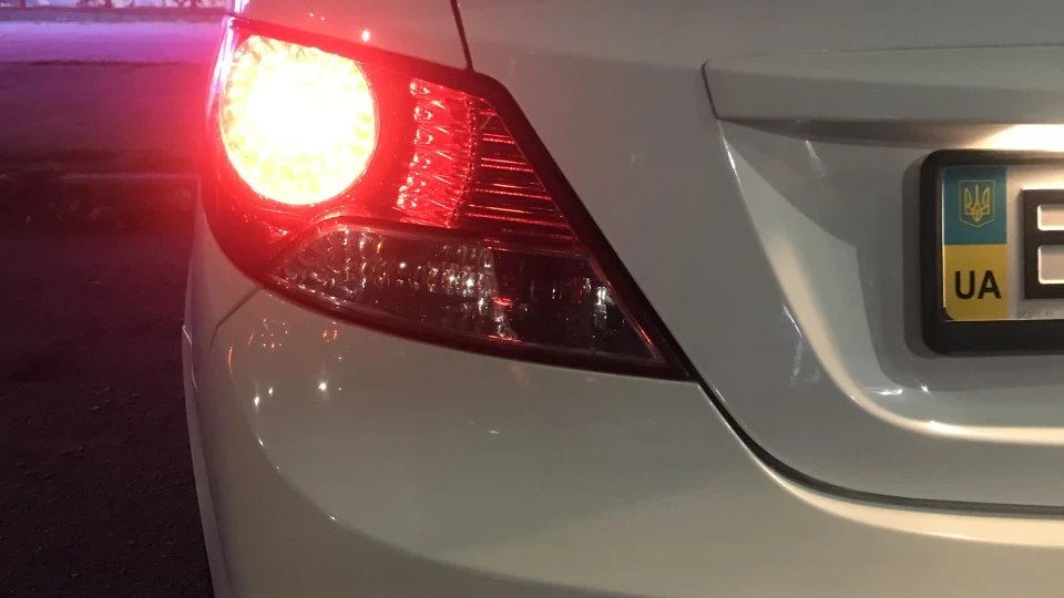 Hyundai Accent 2