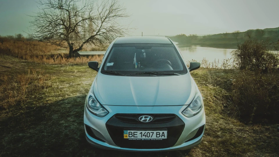 Hyundai Accent 2