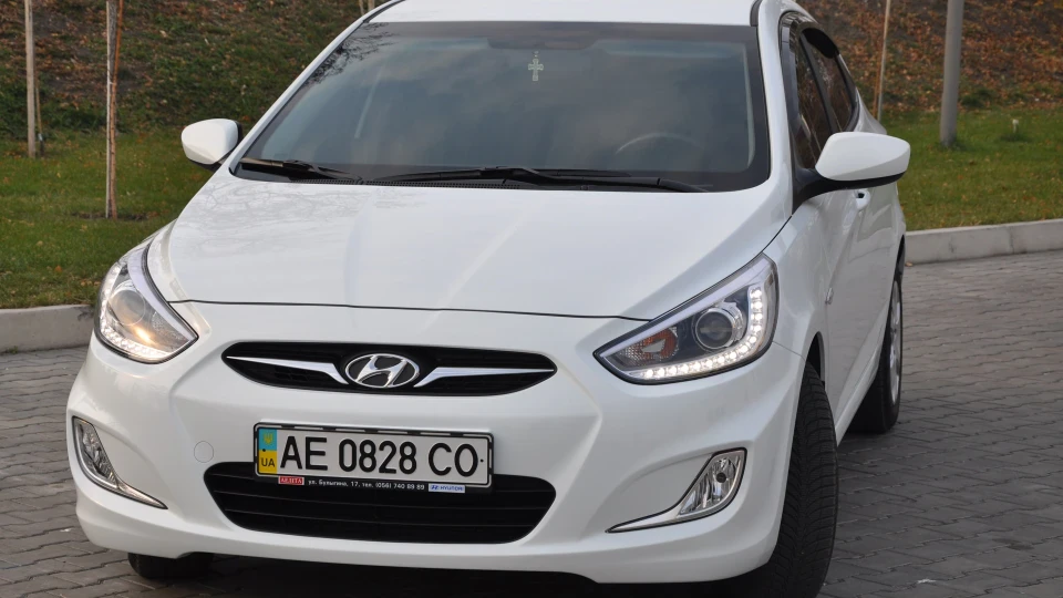 Hyundai Accent 4