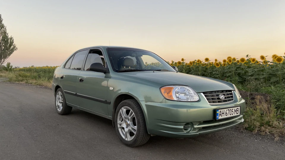 Hyundai Accent 2