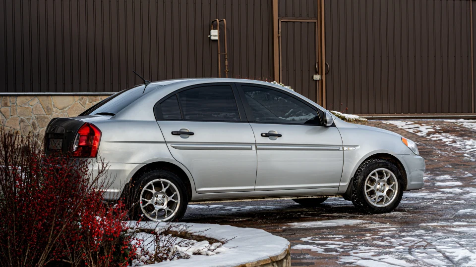 Hyundai Accent 2