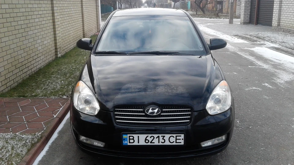 Hyundai Accent 4