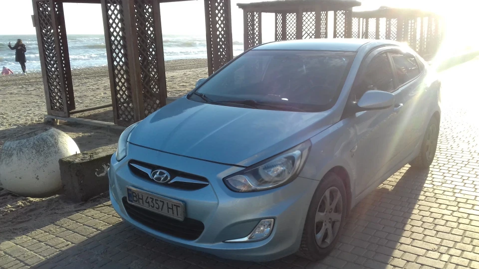 Hyundai Accent 2