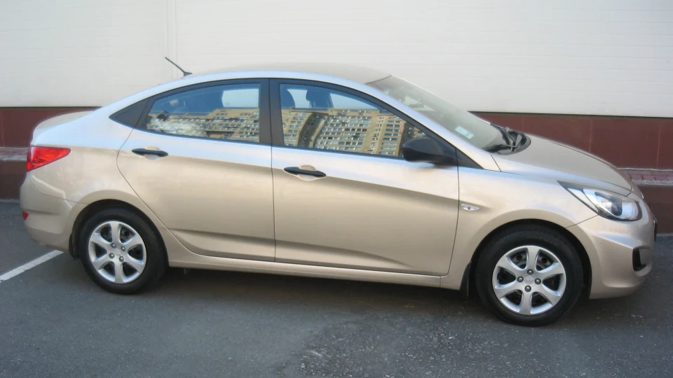 Hyundai Accent 2