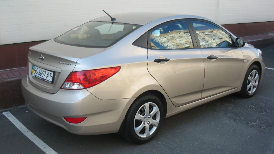 Hyundai Accent 3