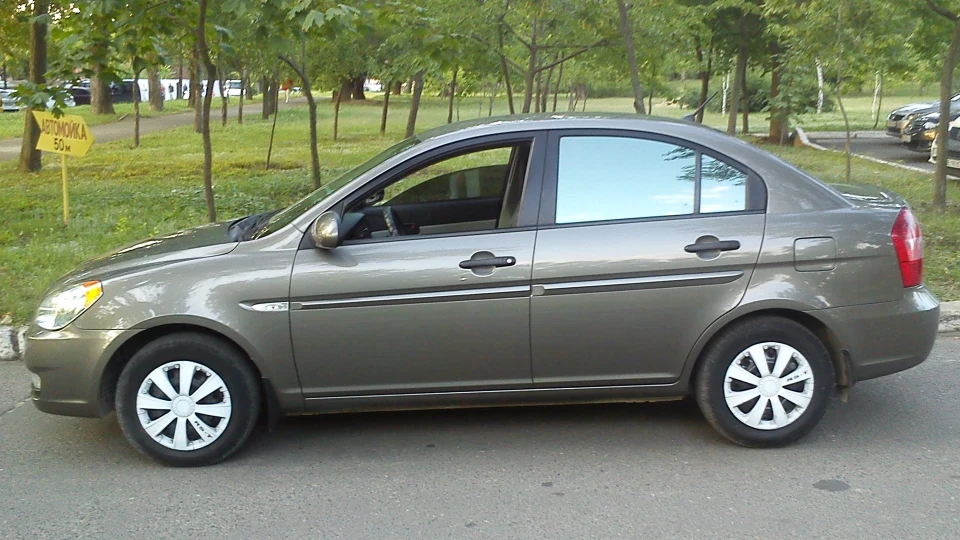 Hyundai Accent 2