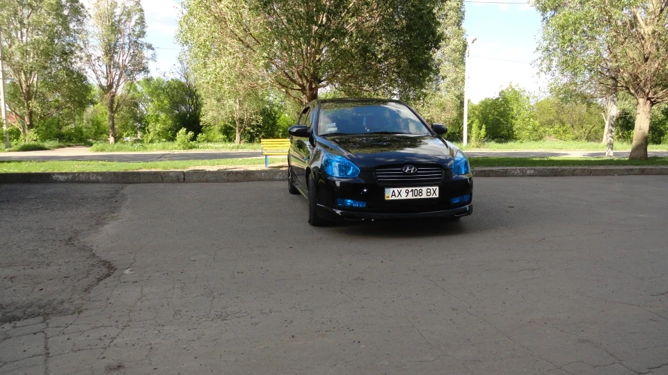 Hyundai Accent 4